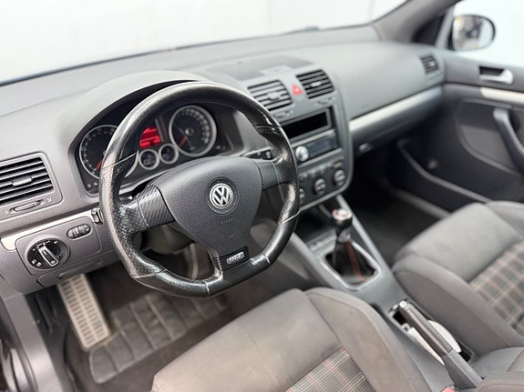 Volkswagen Golf I 16 of 17