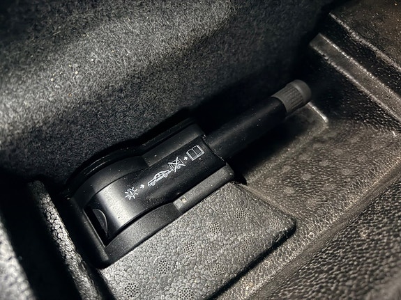 Mercedes-Benz GL350 13 of 30