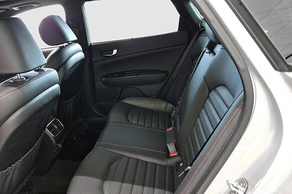 Kia Optima 10 of 11