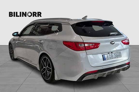 Kia Optima 3 of 11