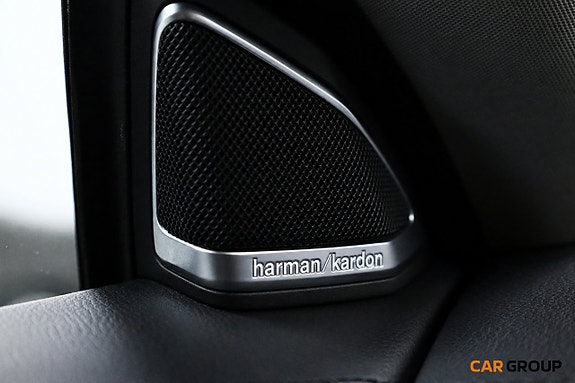 Mercedes-Benz CLS500 23 of 28