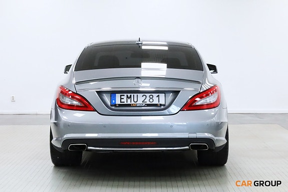 Mercedes-Benz CLS500 5 of 28