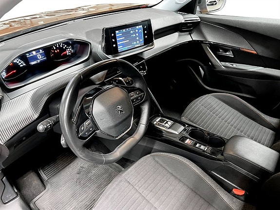 Peugeot 2008 5 of 15