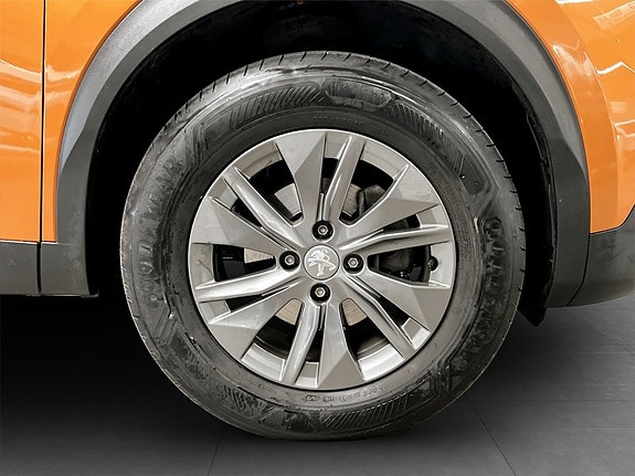 Peugeot 2008 14 of 15