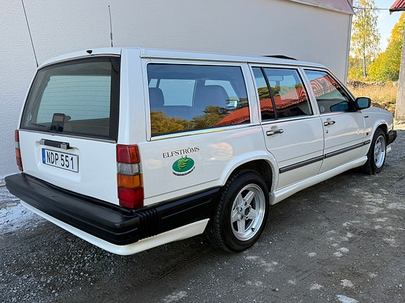 Volvo 740 12 of 24