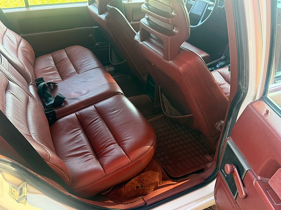 Volvo 740 19 of 24