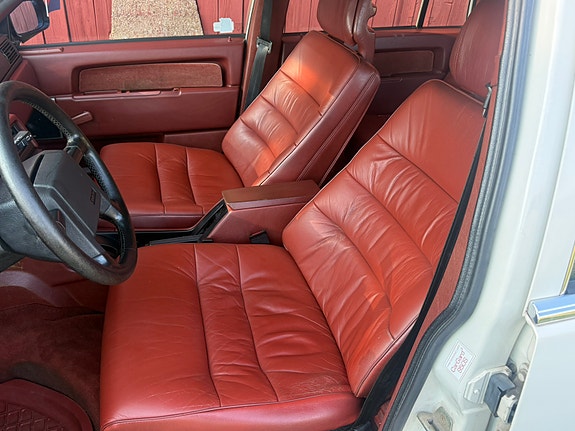 Volvo 740 15 of 24
