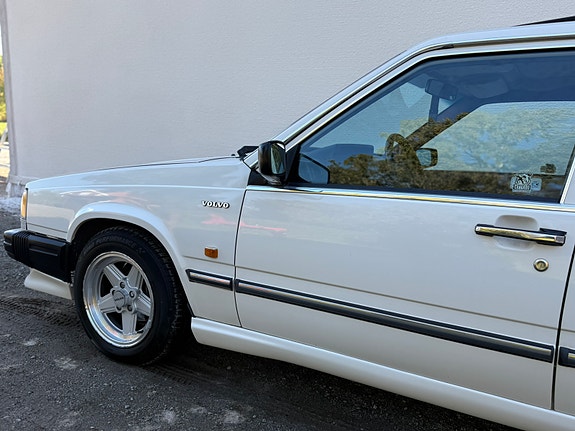 Volvo 740 8 of 24
