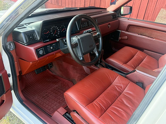 Volvo 740 16 of 24