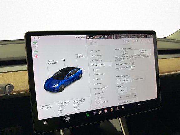 Tesla Model 3 27 of 30