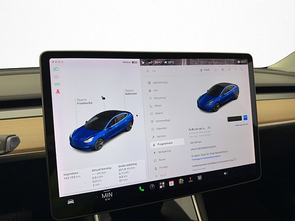 Tesla Model 3 28 of 30