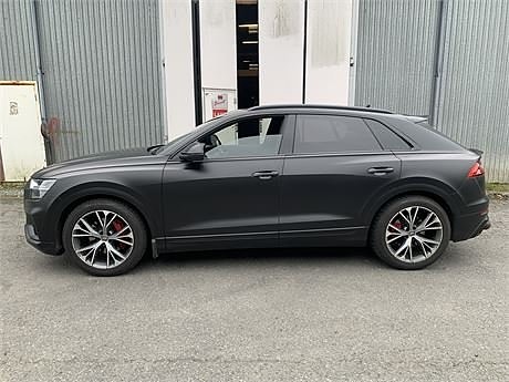 Audi Q8 2 of 10