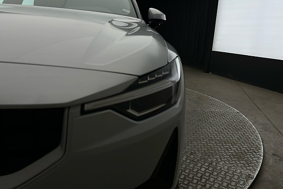 Polestar 2 11 of 28