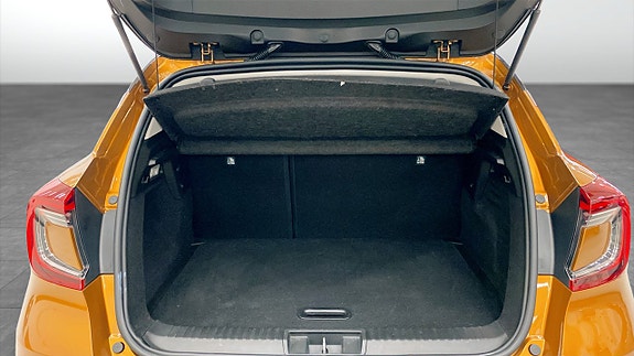 Renault Captur 10 of 19