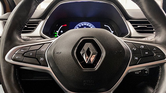 Renault Captur 15 of 19