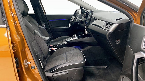 Renault Captur 3 of 19