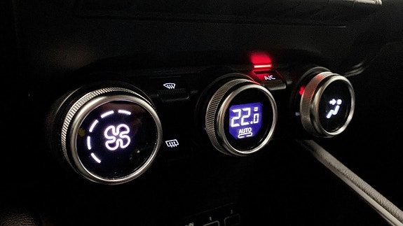Renault Captur 19 of 19