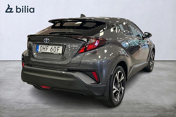 Toyota C-HR 19 of 22