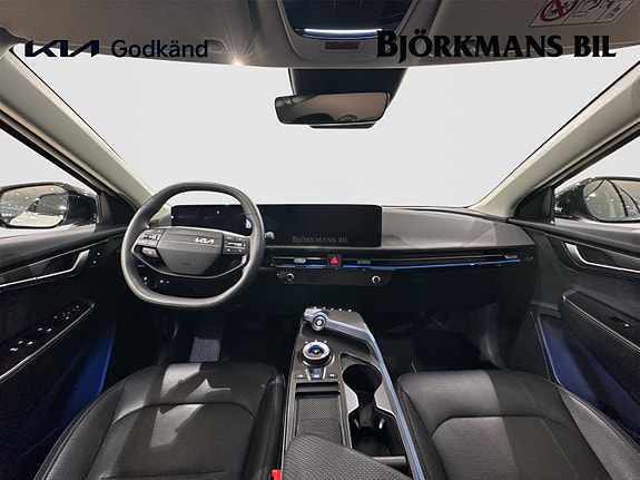Kia EV6 7 of 14