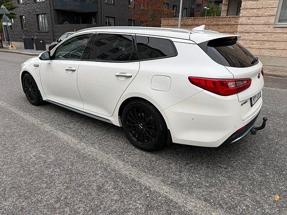 Kia Optima 3 of 7
