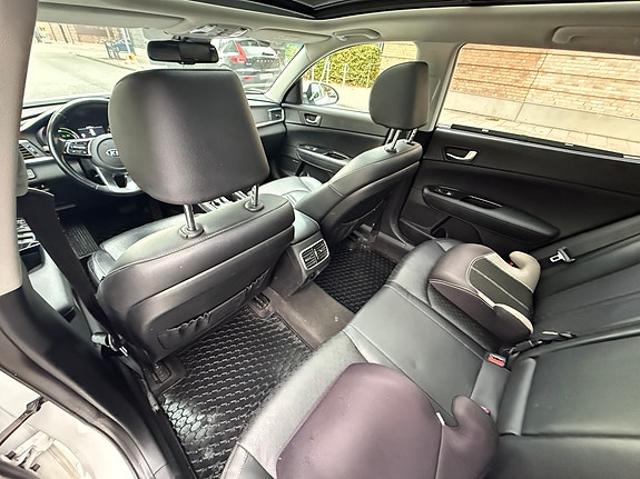 Kia Optima 5 of 7
