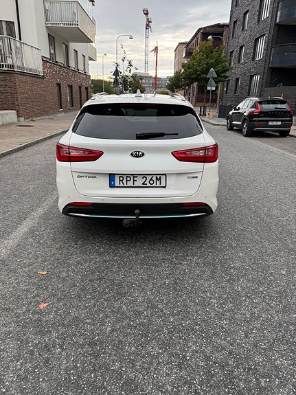 Kia Optima 4 of 7