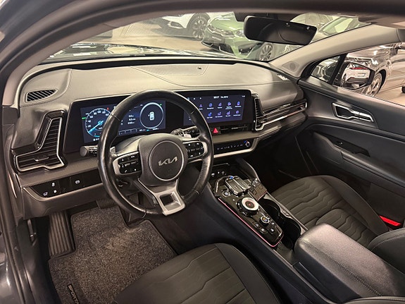 Kia Sportage 10 of 17