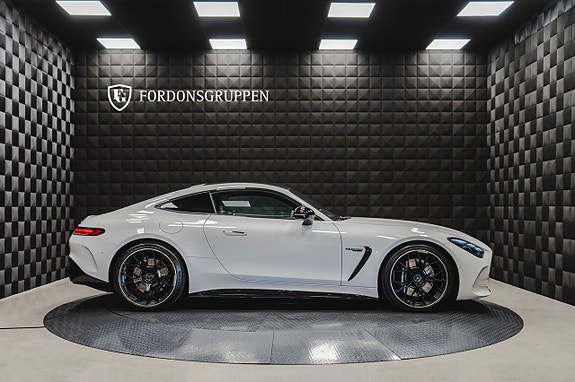 Mercedes-Benz AMG GT 63 11 of 29