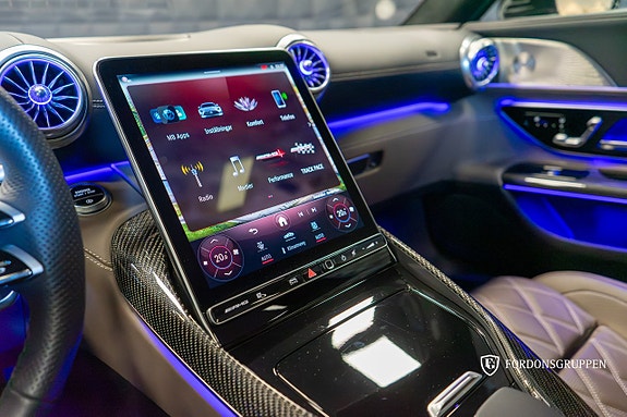Mercedes-Benz AMG GT 63 27 of 29