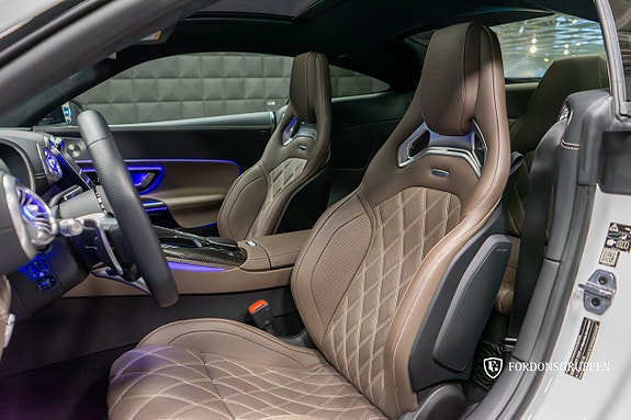 Mercedes-Benz AMG GT 63 18 of 29