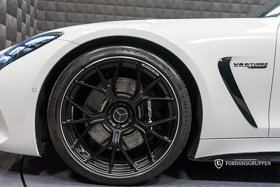 Mercedes-Benz AMG GT 63 15 of 29