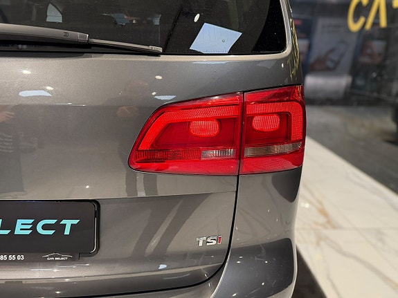Volkswagen Touran 25 of 27