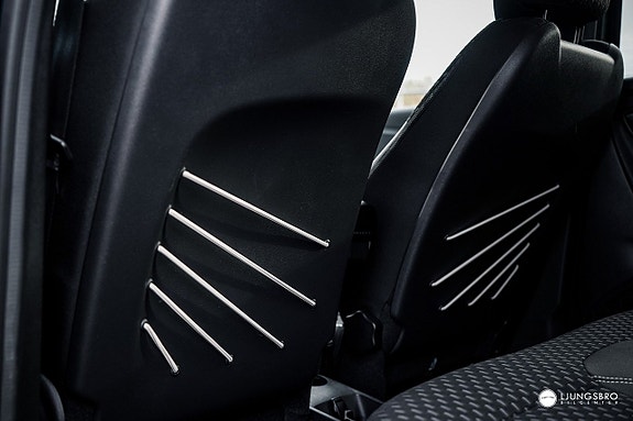 Renault Captur 12 of 14