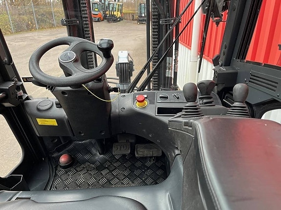 Linde E 25 4 of 4