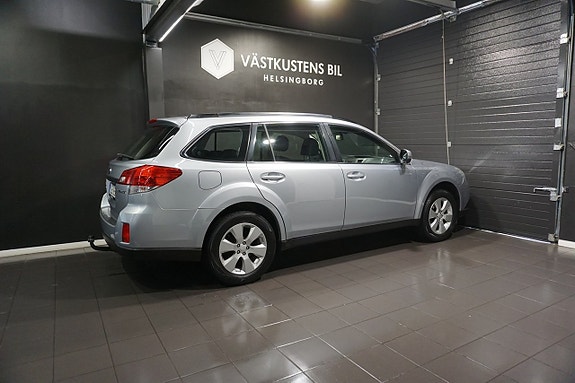 Subaru Outback 7 of 24