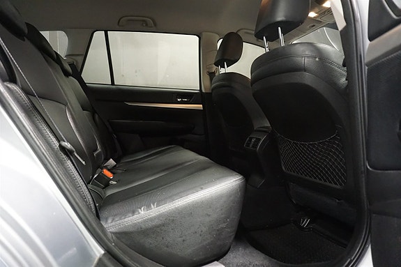 Subaru Outback 10 of 24
