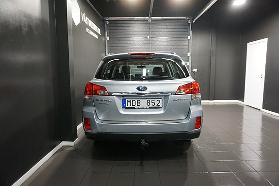 Subaru Outback 6 of 24