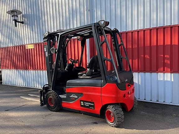 Linde E25L-02 3 of 4