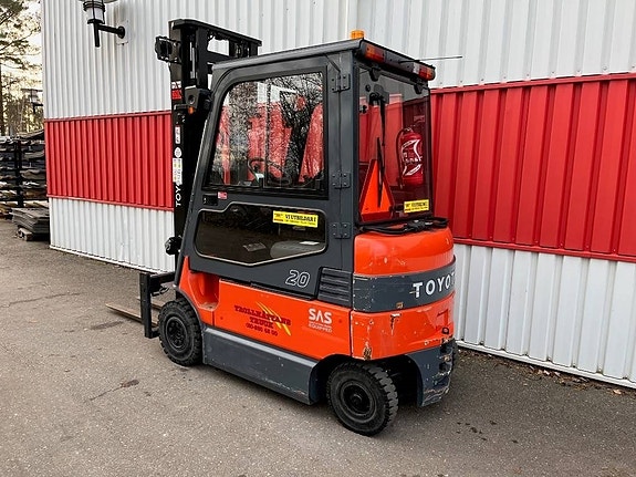 Toyota 7 FB MF 20 3 of 4