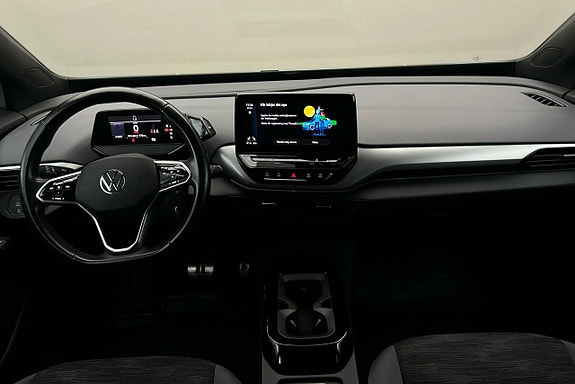 Volkswagen ID.4 3 of 3
