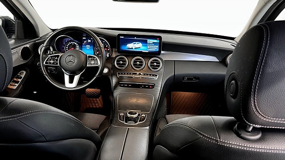 Mercedes-Benz C220 d 4 of 18