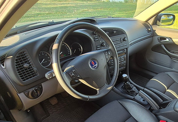 Saab 9-3 8 of 20