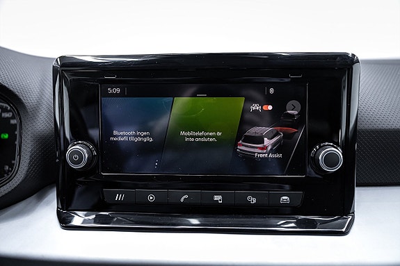 Seat Arona 18 of 27