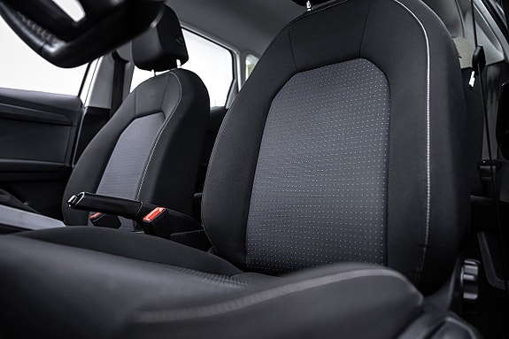 Seat Arona 22 of 27