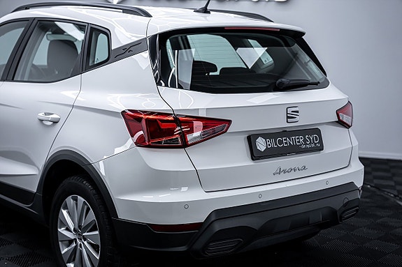 Seat Arona 11 of 27