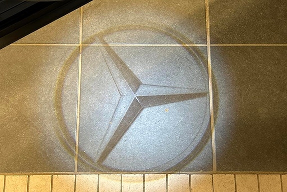 Mercedes-Benz EQB300 17 of 18