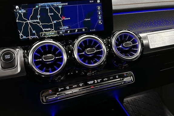 Mercedes-Benz EQB300 13 of 18