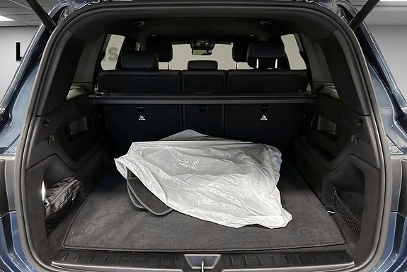 Mercedes-Benz EQB300 14 of 18