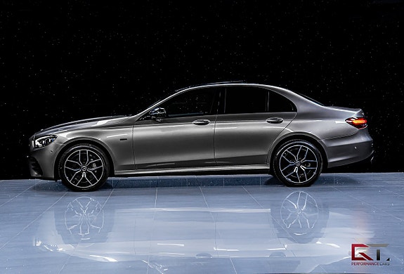 Mercedes-Benz E300 de 4 of 20