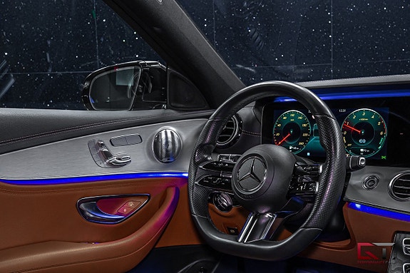 Mercedes-Benz E300 de 19 of 20
